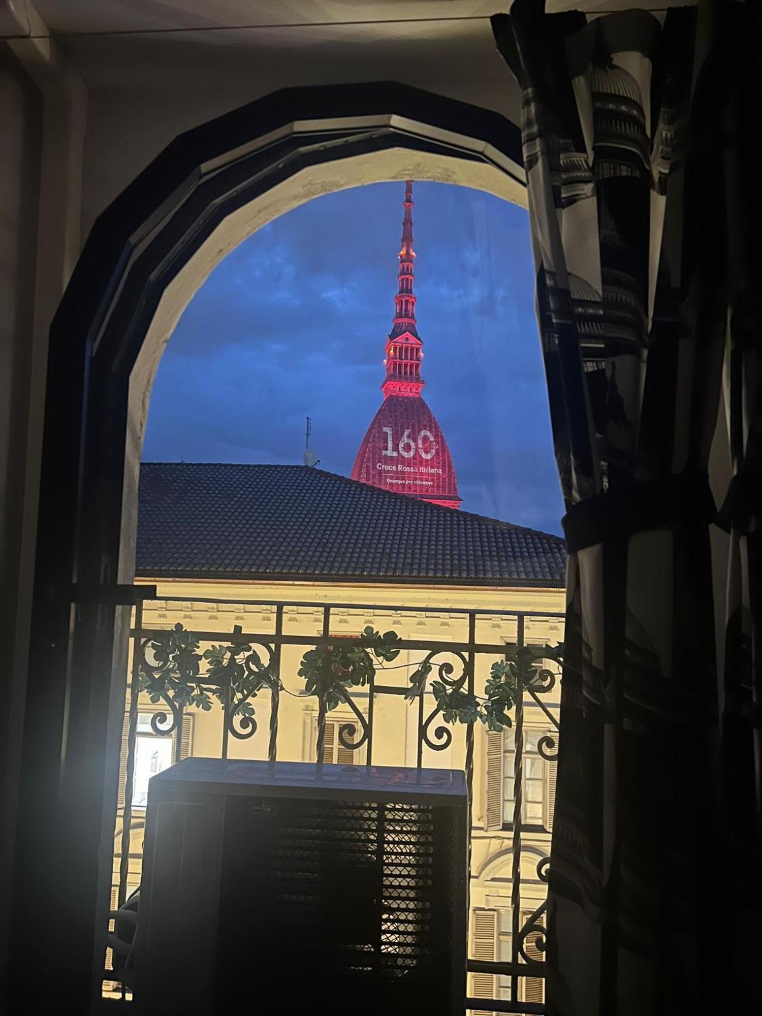 Historic Center Via Po Apartment 都灵 外观 照片